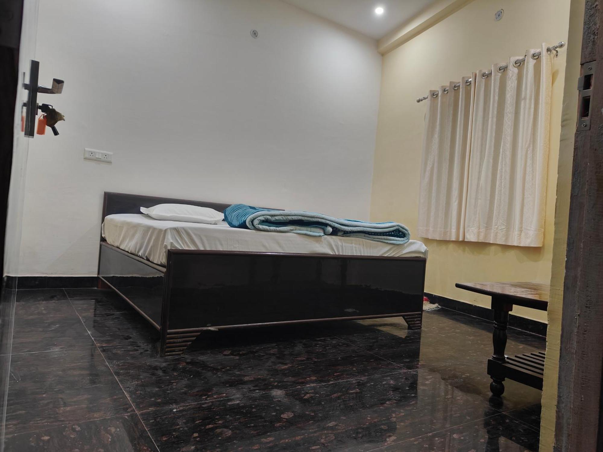 Sky Inn Paying Guest House Varanasi Exterior foto
